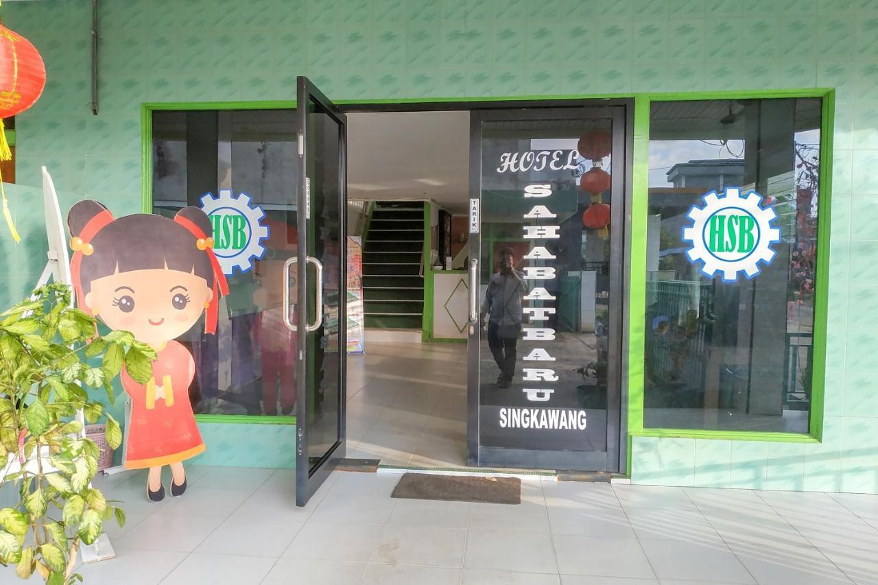 Super Oyo 3098 Hotel Sahabat Baru Singkawang Exterior foto
